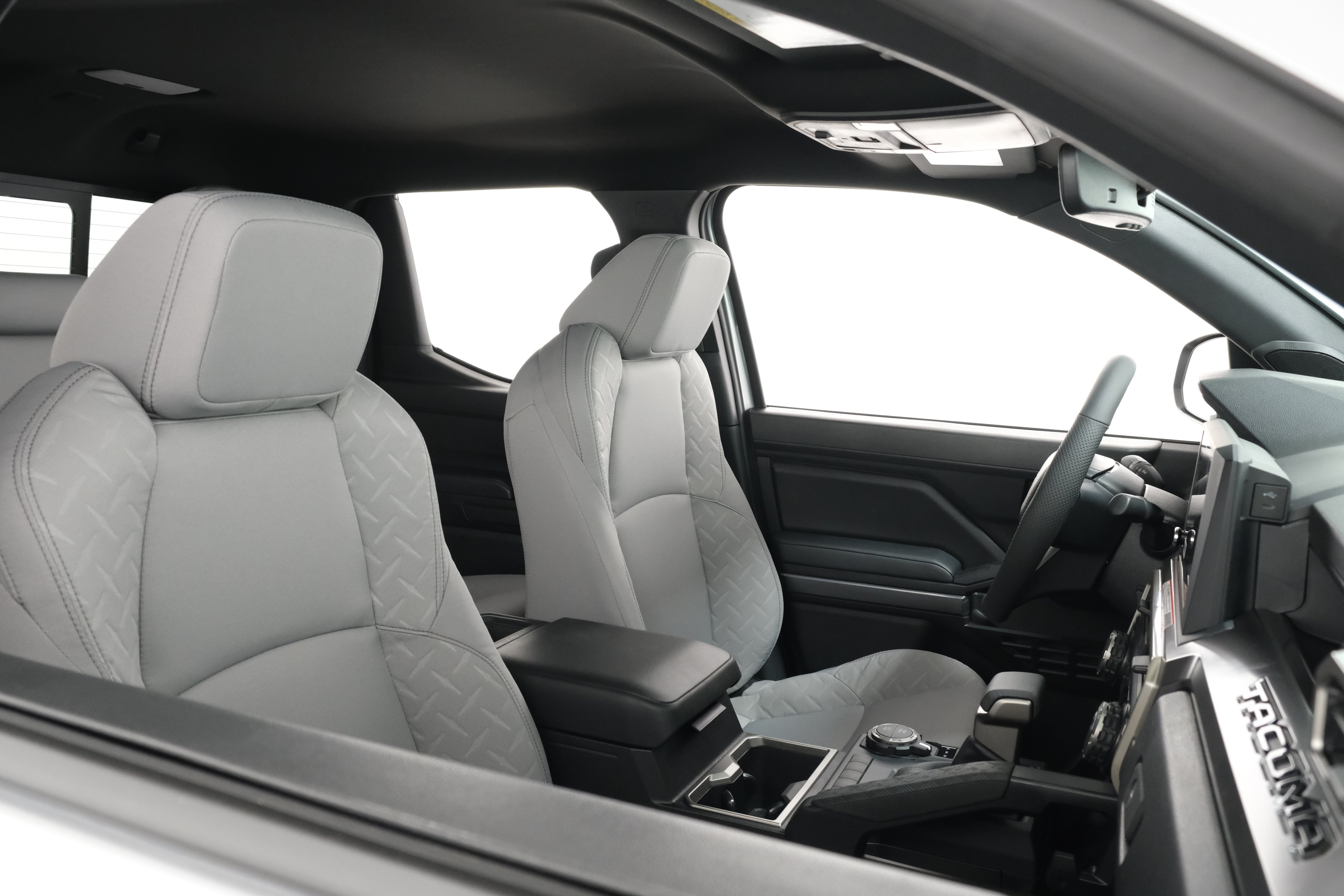 New 2026 Celestial Silver Metallic Toyota  SR5 image 42
