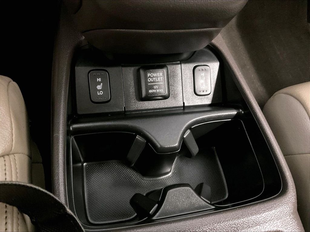 Used 2013 White Honda EX-L image 27