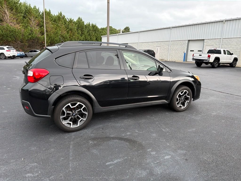 Used 2017 Black Subaru 2.0i Premium image 4