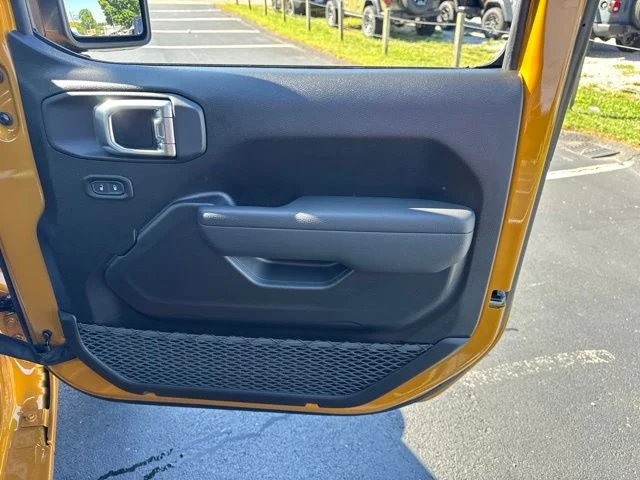 New 2026 Goldilocks Jeep Sport S image 9