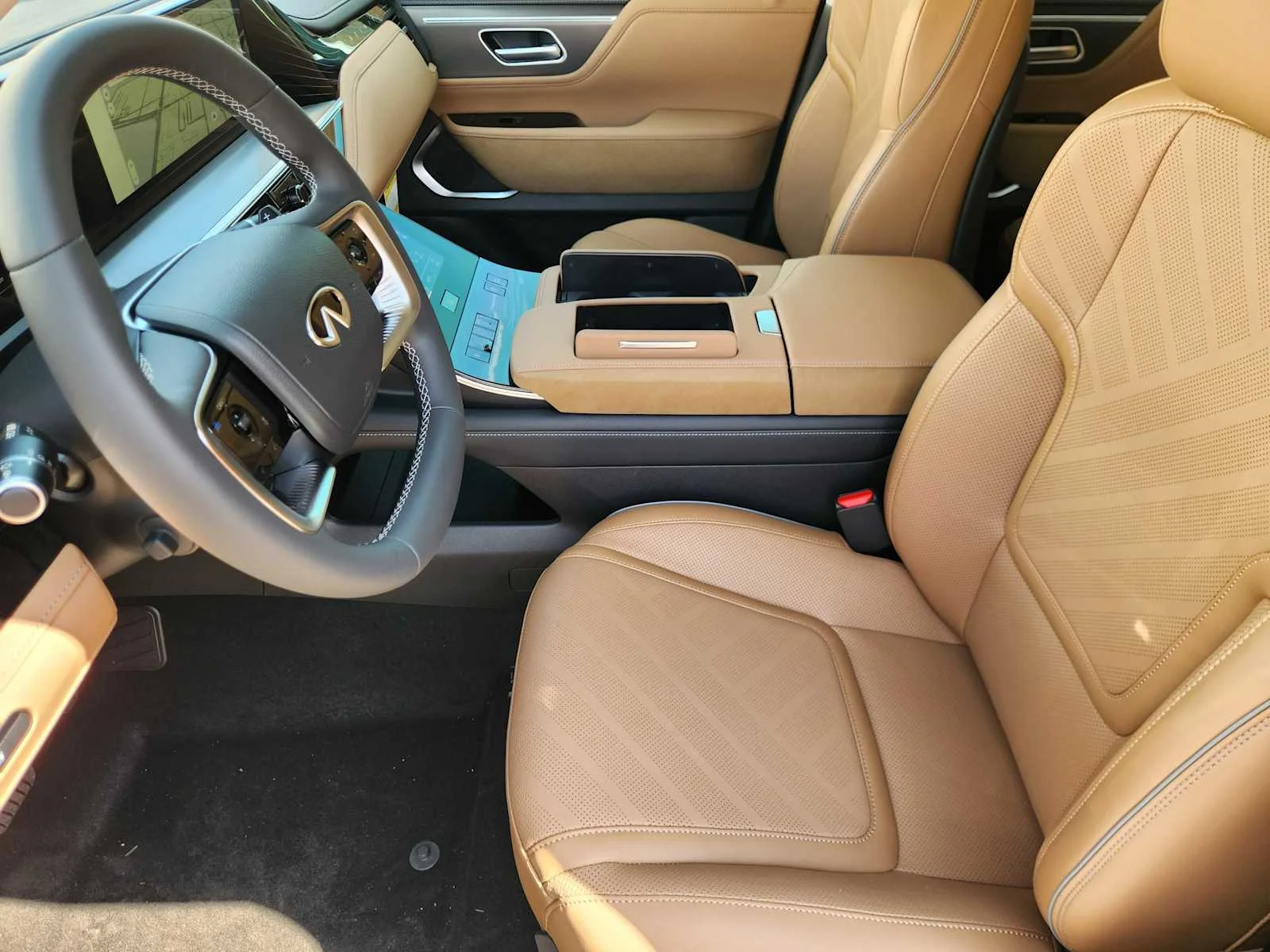 New 2027 DYNAMIC METAL INFINITI Luxe 2WD image 8