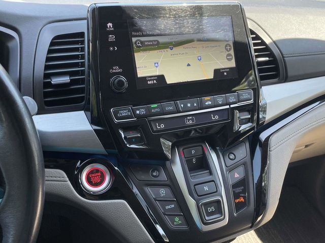 Used 2021 Platinum White Pearl Honda Touring image 14