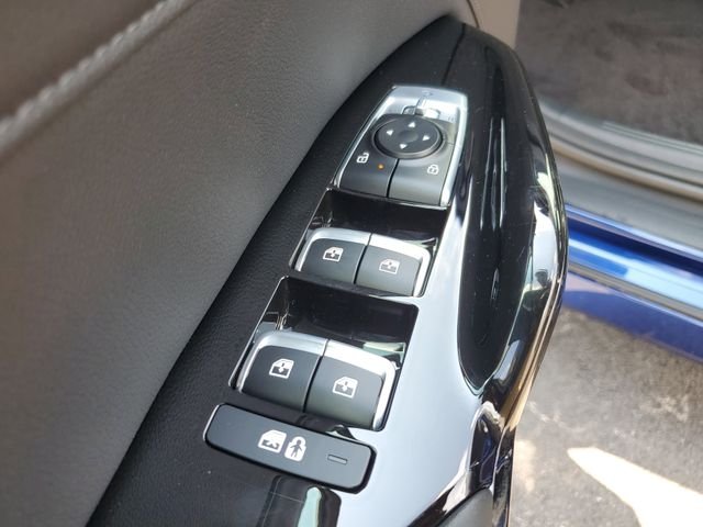 2025 Kia K5 EX - Photo 21