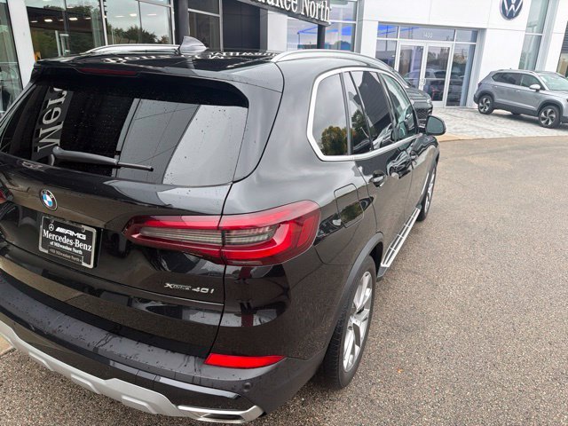 Used 2023 Black BMW xDrive40i image 8