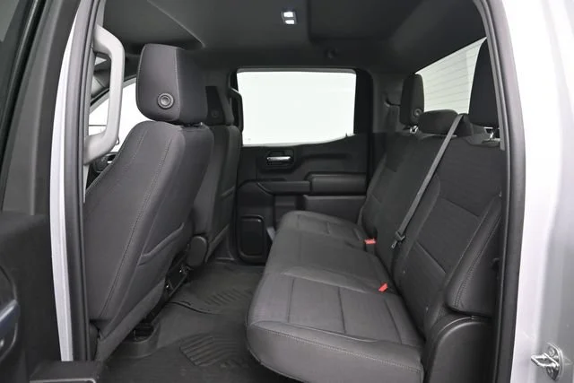 Used 2022 SILVER ICE METALLIC Chevrolet Custom image 21