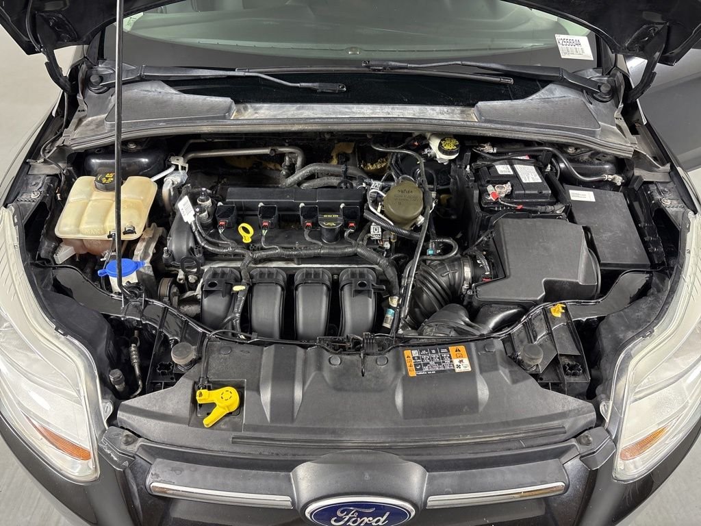 Used 2014 Black Ford SE image 33