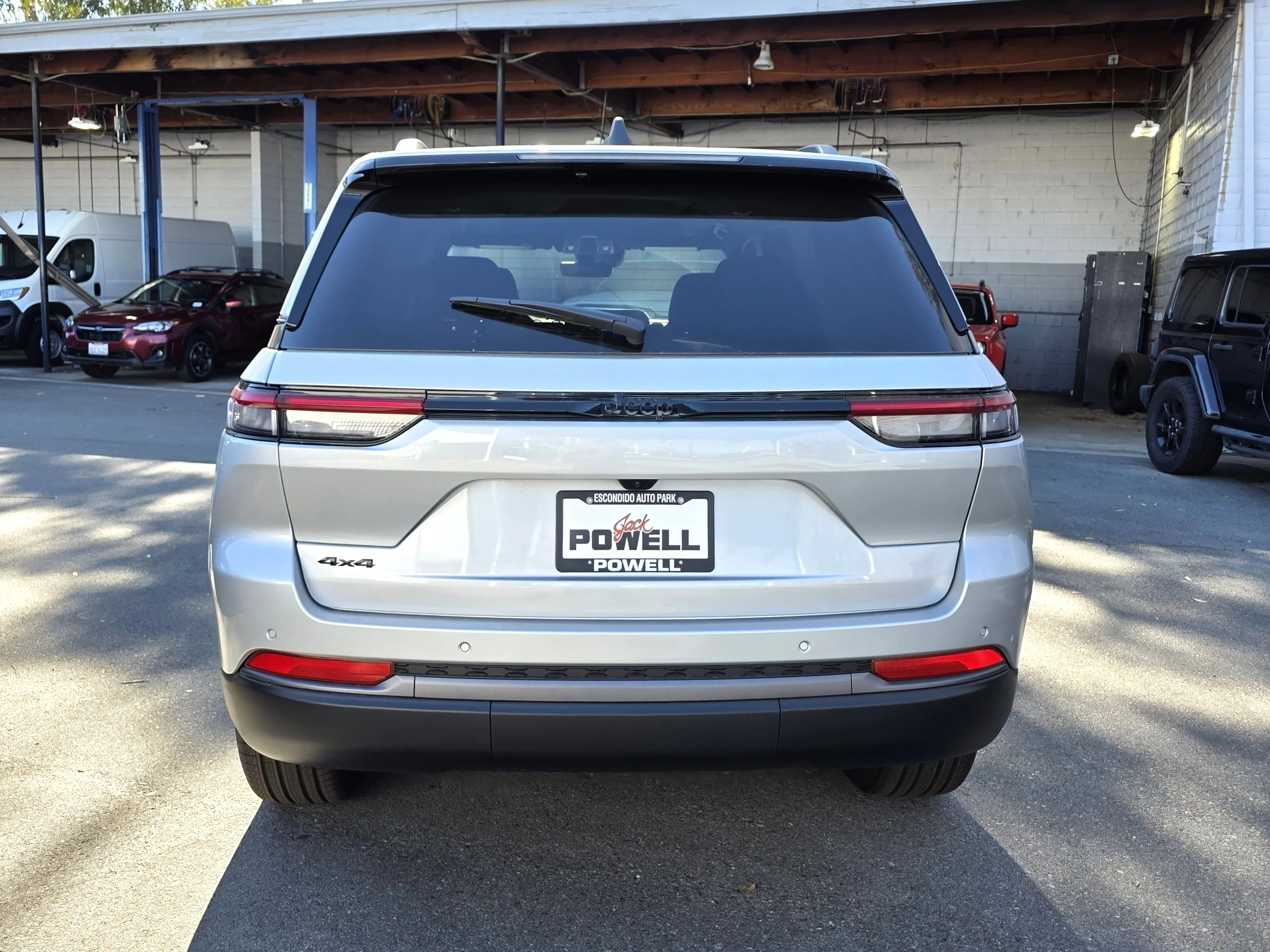 New 2026 Silver Jeep Limited image 4