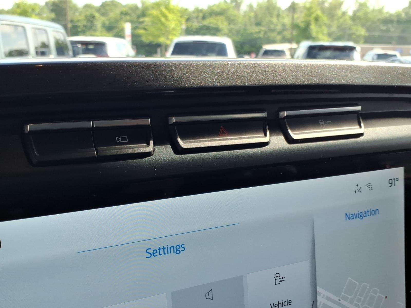 Used 2021 Iconic Silver Metallic Ford XLT image 9