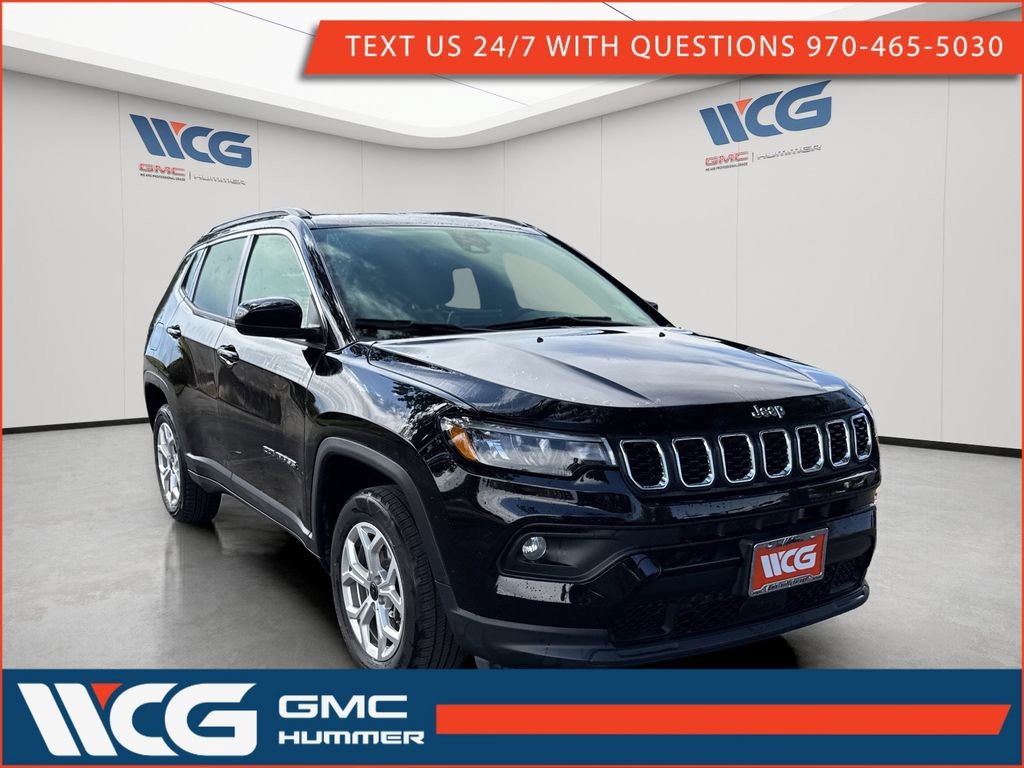 Used 2025 None Jeep Latitude image 1