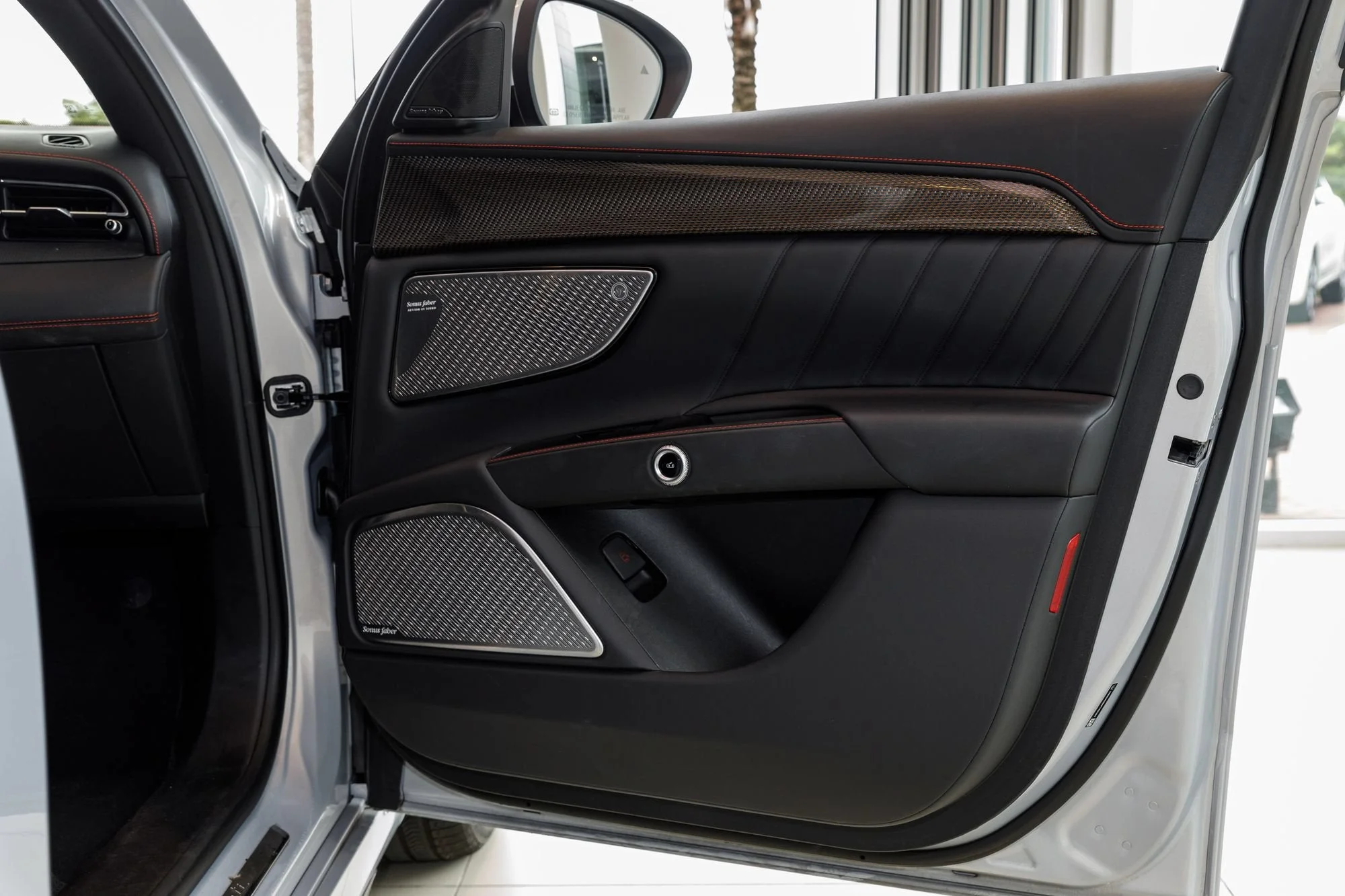 Used 2023 Bianco Astro Metallic Maserati Modena image 40
