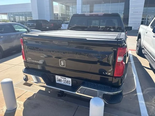 Used 2019 BLACK Chevrolet LTZ image 4