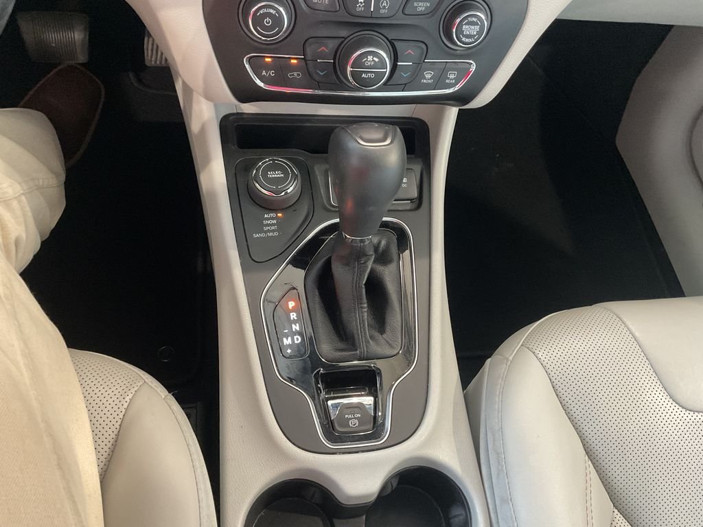Used 2021 White Jeep Limited image 26