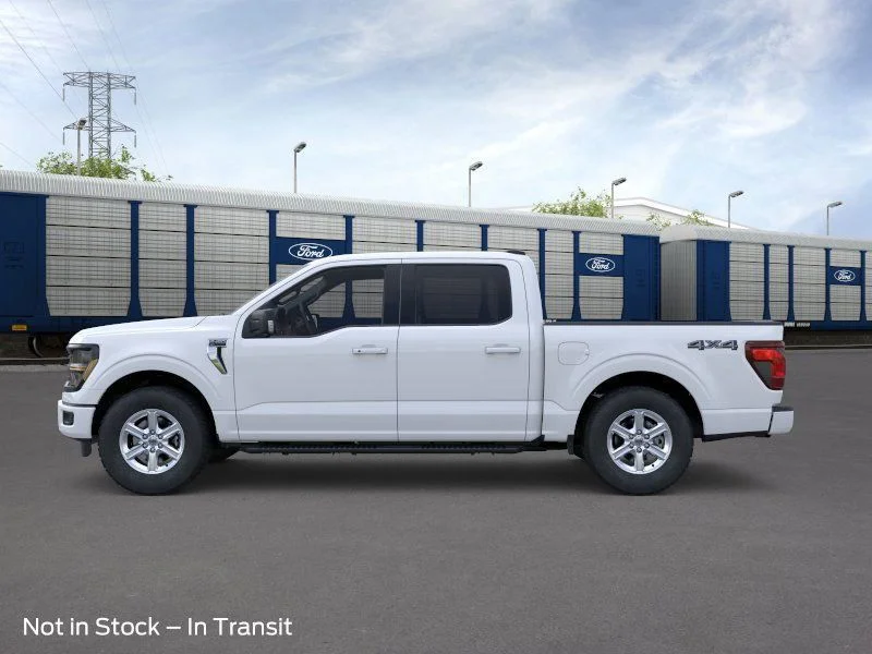 New 2026 Oxford White Ford XLT image 3