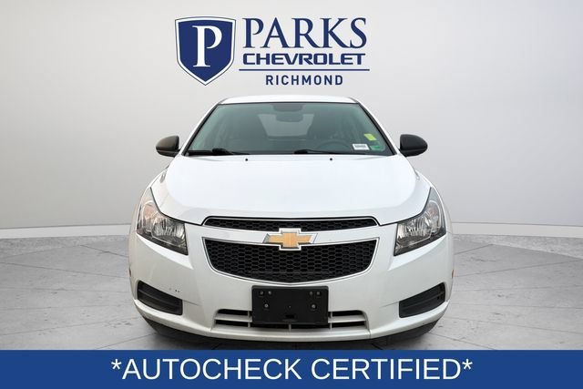 Used 2014 SUMMIT WHITE Chevrolet LS image 2