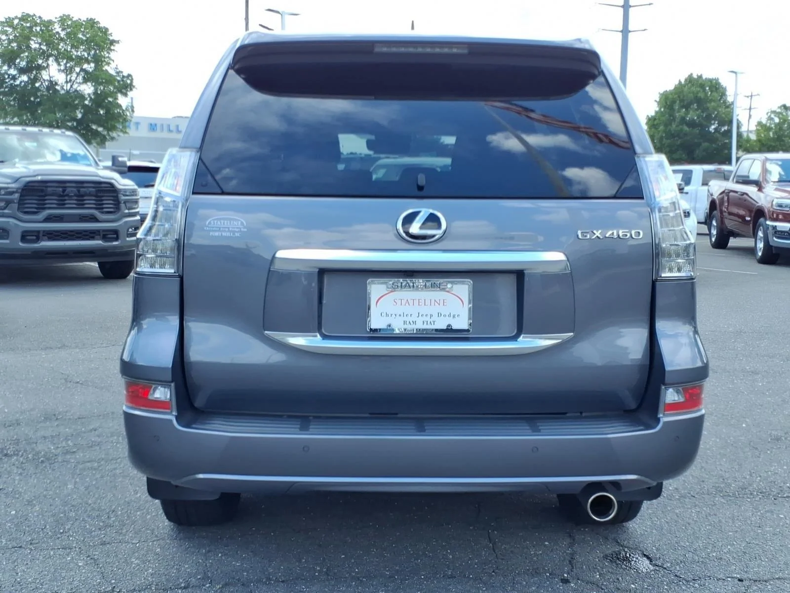 Used 2023 Nebula Gray Pearl Lexus GX 460 Premium image 17