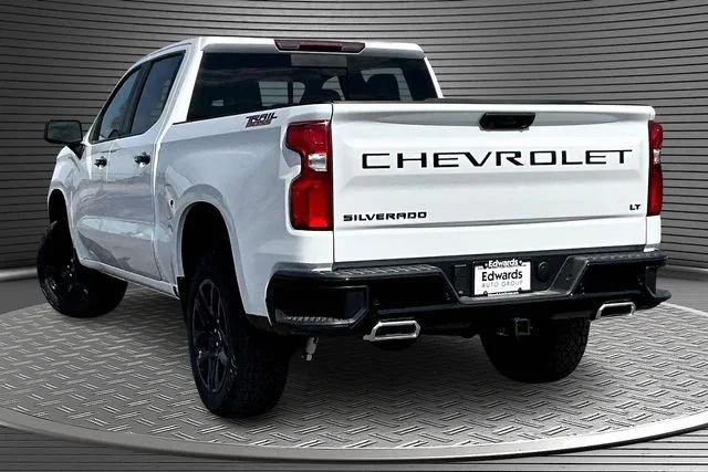 New 2026 Summit White Chevrolet LT Trail Boss image 3