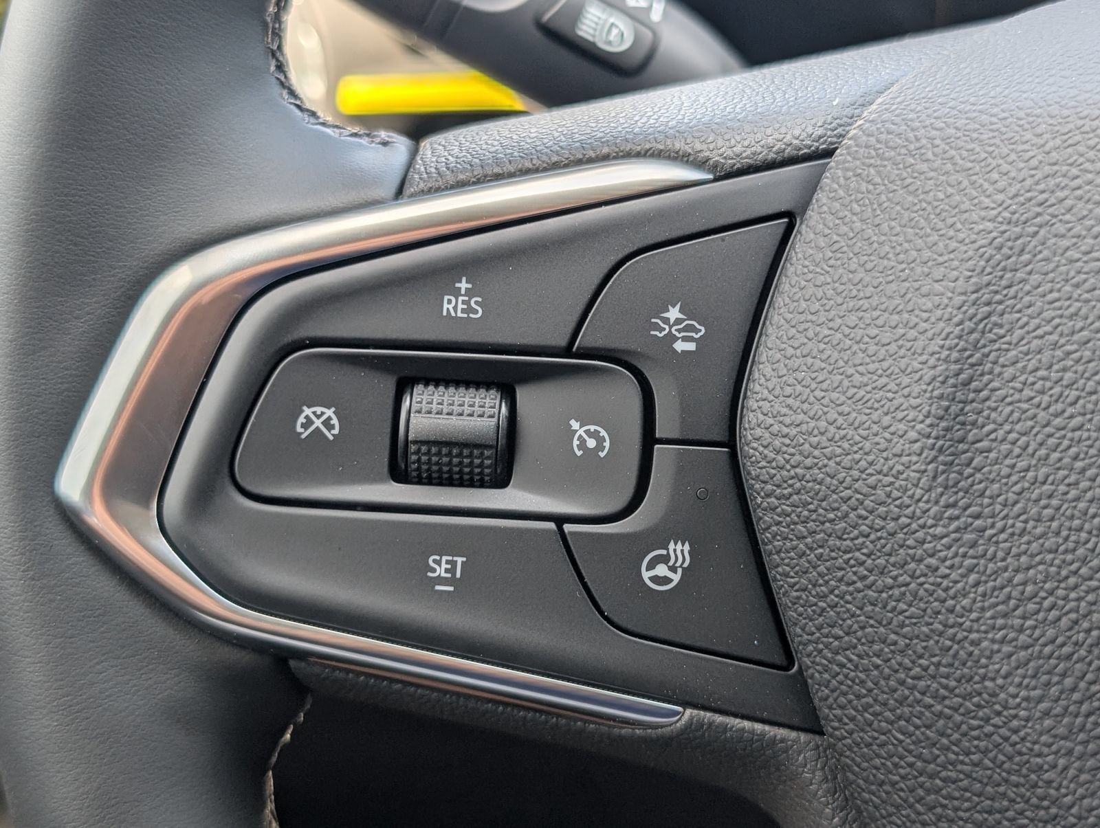 2026 Chevrolet Trax LT - Photo 17