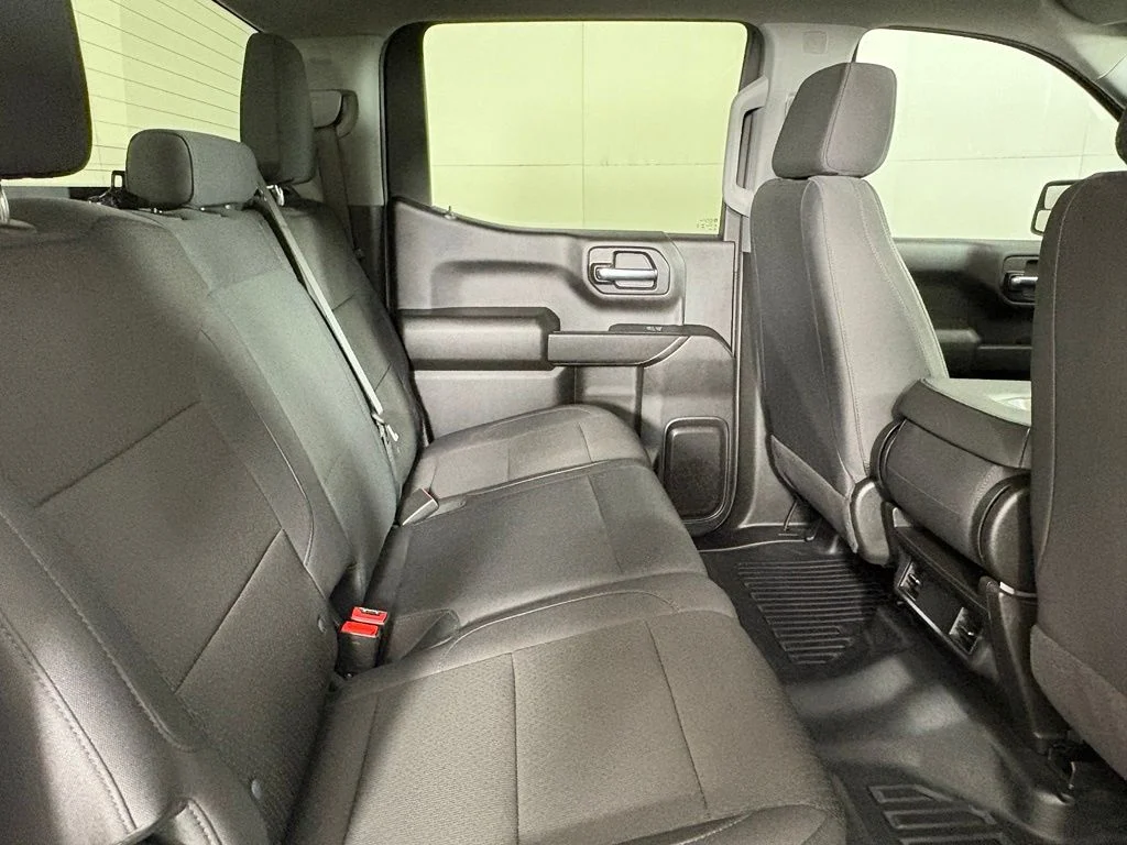 Used 2024 White GMC Pro image 20
