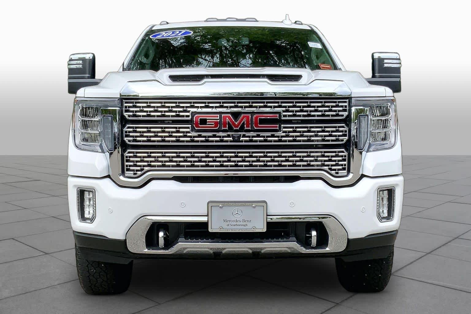 Used 2021 Summit White GMC Denali image 4