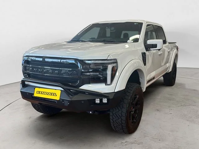 New 2026 Oxford White Ford Lariat image 1