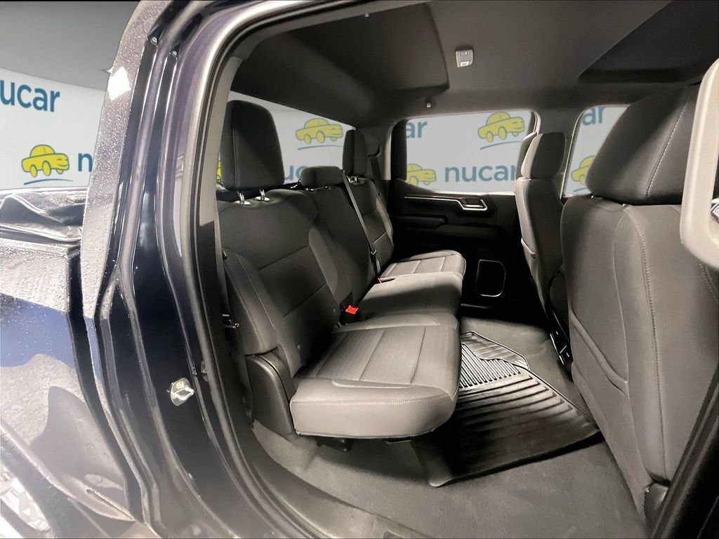 Used 2023 Gray Chevrolet LT image 16