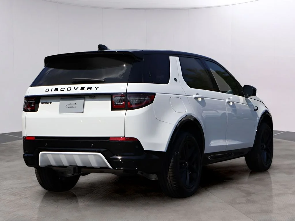 New 2026 Fuji White Land Rover Landmark image 7