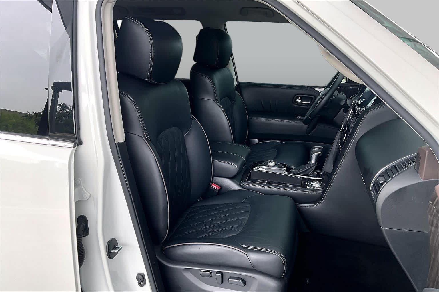 Used 2023 Aspen White Tricoat Nissan Platinum image 9