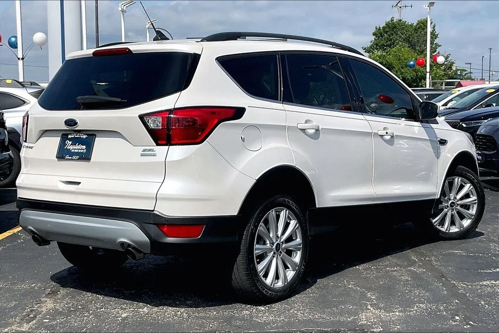Certified Used 2019 White Platinum Clearcoat Metallic Ford SEL image 12