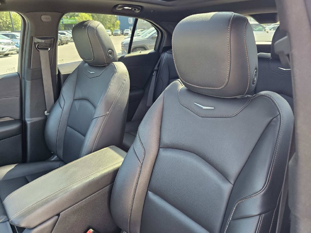 Used 2019 Silver Cadillac Sport image 22