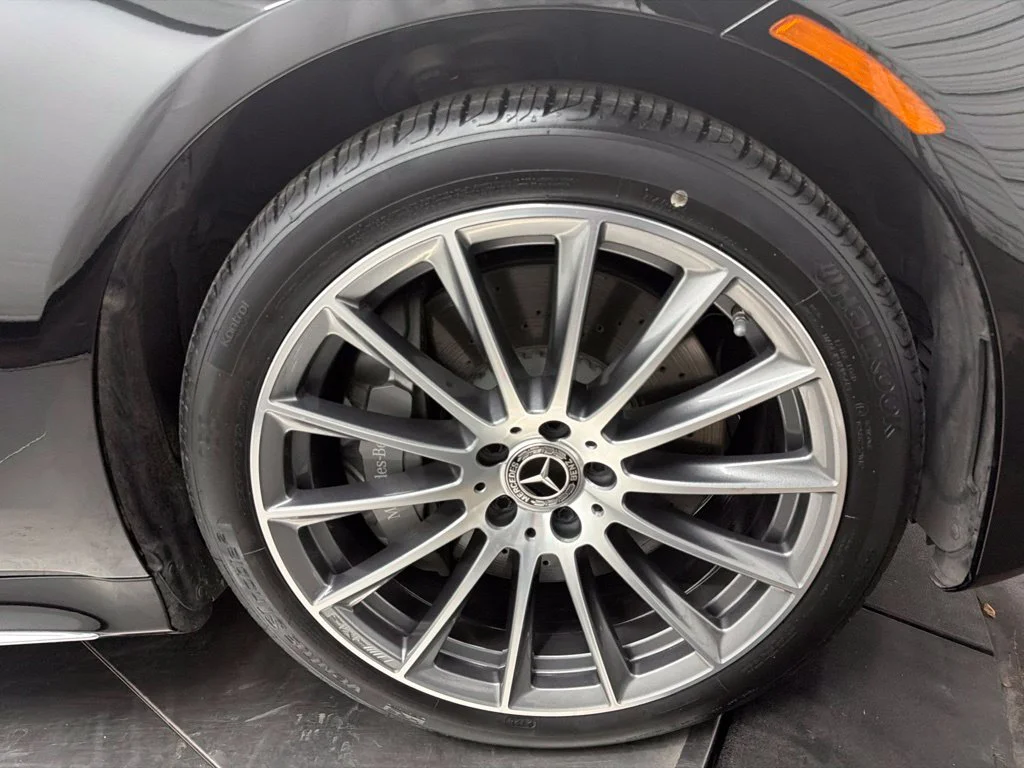 Certified Used 2023 Black Mercedes-Benz S 580 image 10