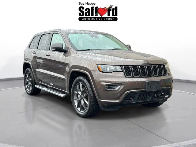 Used 2021 Brown Jeep Limited image 10