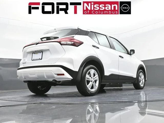 Used 2025 White Nissan S image 36