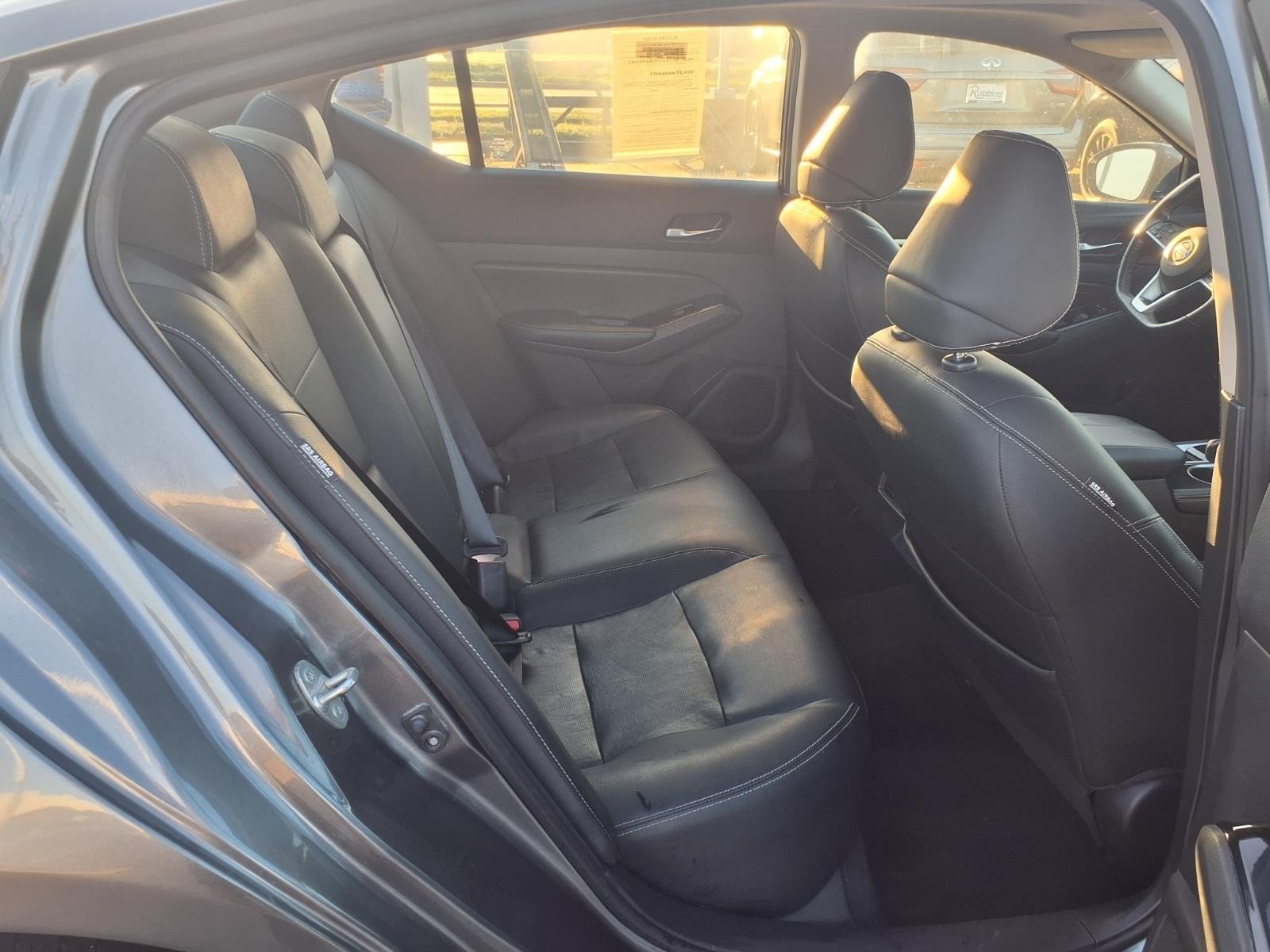 2022 Nissan Altima photo 11 of 26