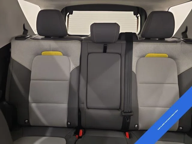 New 2026 Ruby Red Metallic Tinted Clearcoat Ford Badlands® image 23