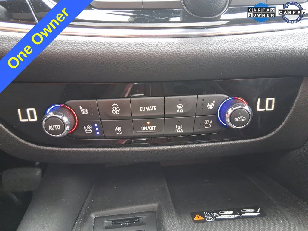 Used 2023 Black Buick Avenir image 21