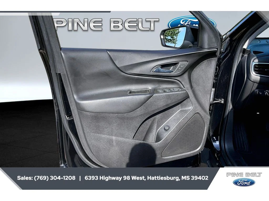 Used 2022 Mosaic Black Metallic Chevrolet LT image 17