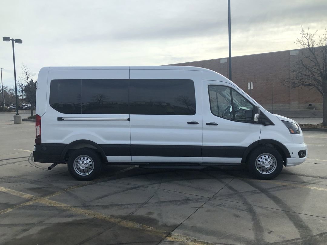 New 2026 Oxford White Ford XLT image 6