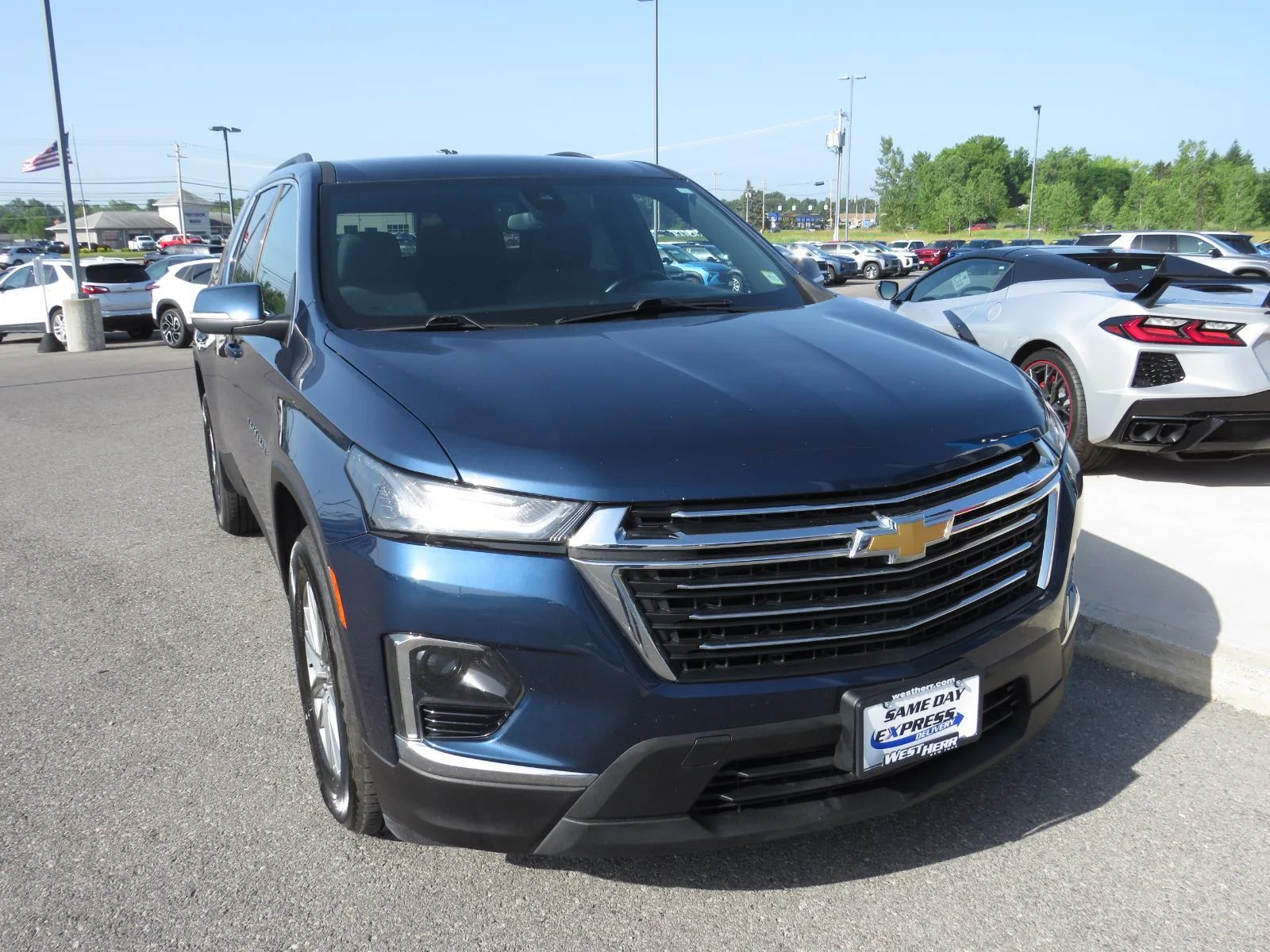 Used 2023 Northsky Blue Metallic Chevrolet LT Cloth image 3