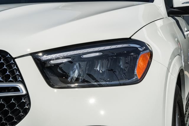 New 2026 Polar White Mercedes-Benz GLE 450 image 13