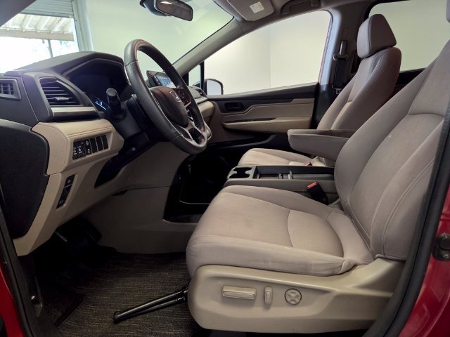 Used 2023 Red Honda EX image 9