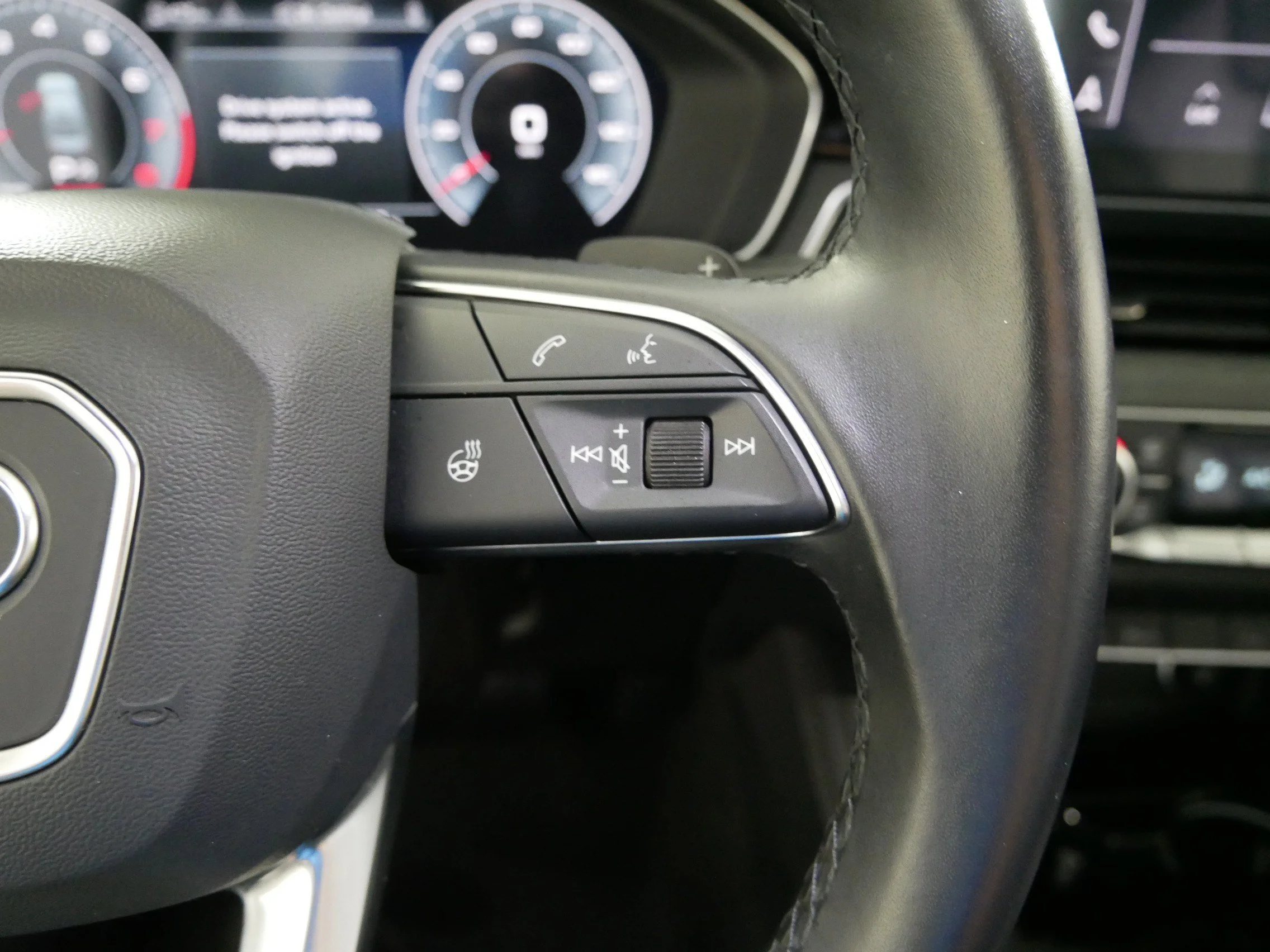Used 2024 Arkona White Audi S line Premium Plus image 28