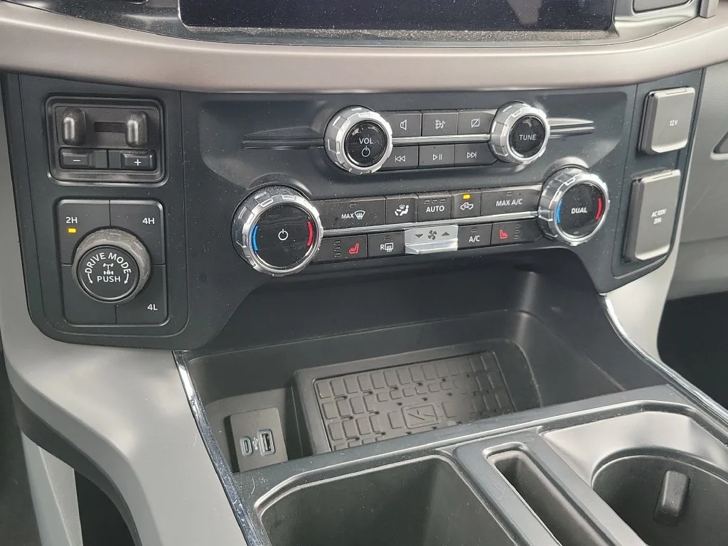 Used 2024 Avalanche Ford XLT image 20