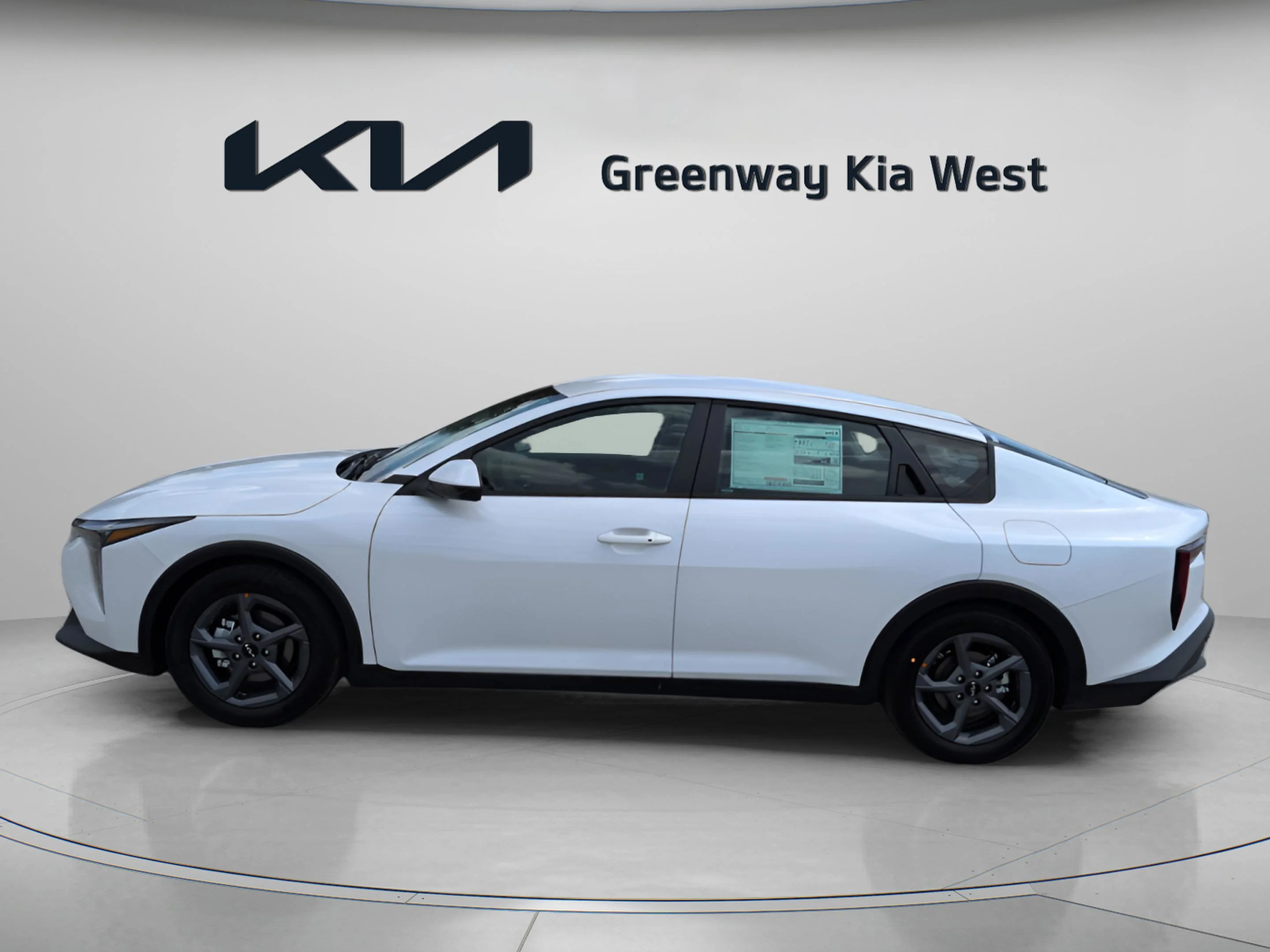 New 2026 Snow White Pearl Kia LXS image 5