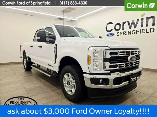 New 2026 Oxford White Ford F-250® XLT image 9
