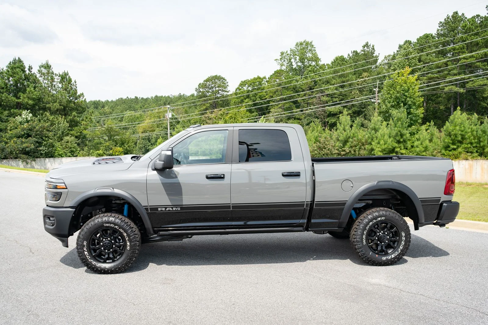 New 2026 Ceramic Gray Clear-Coat Exterior Paint RAM Power Wagon image 14
