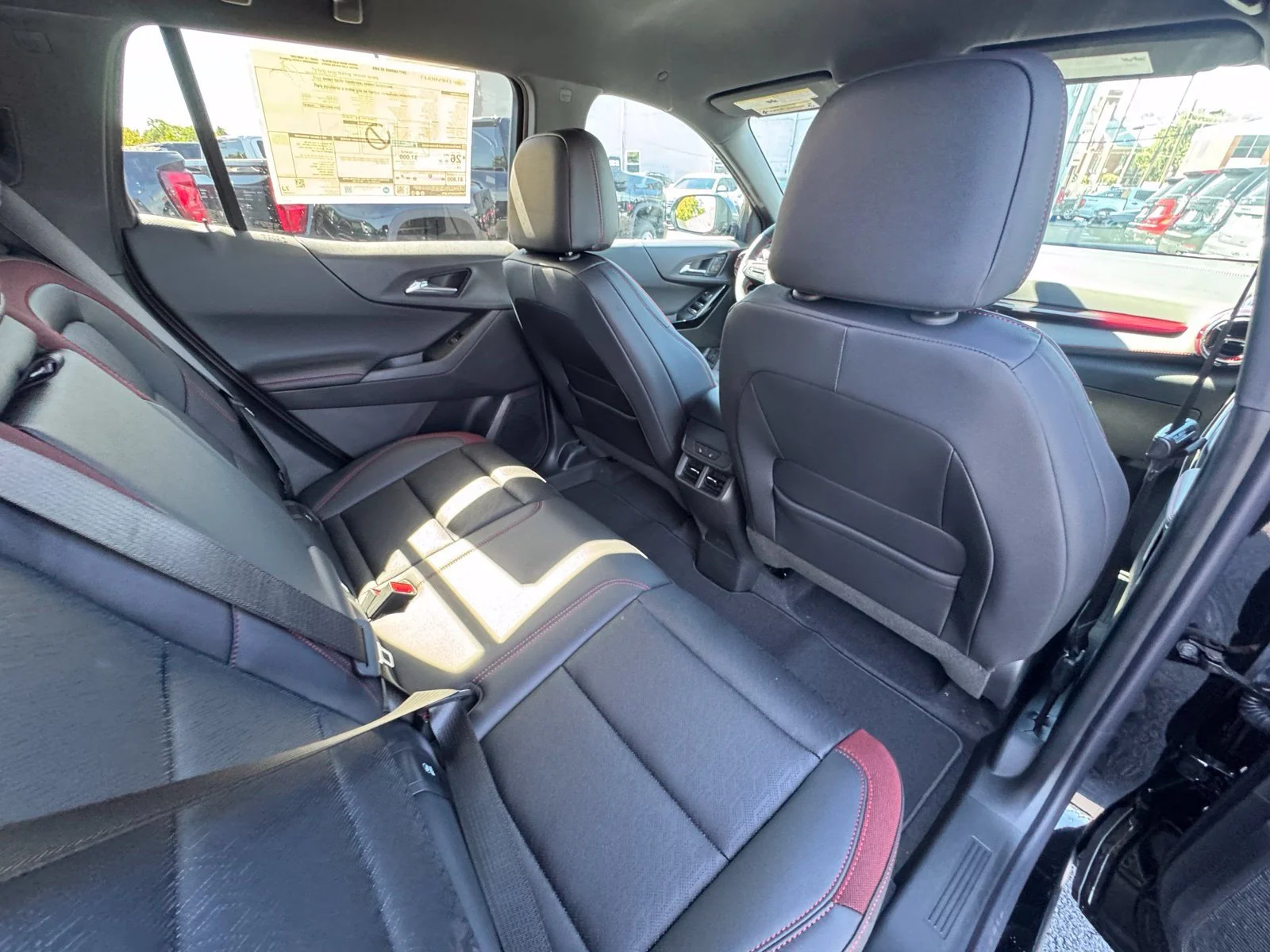 2027 Chevrolet Equinox RS - Photo 32
