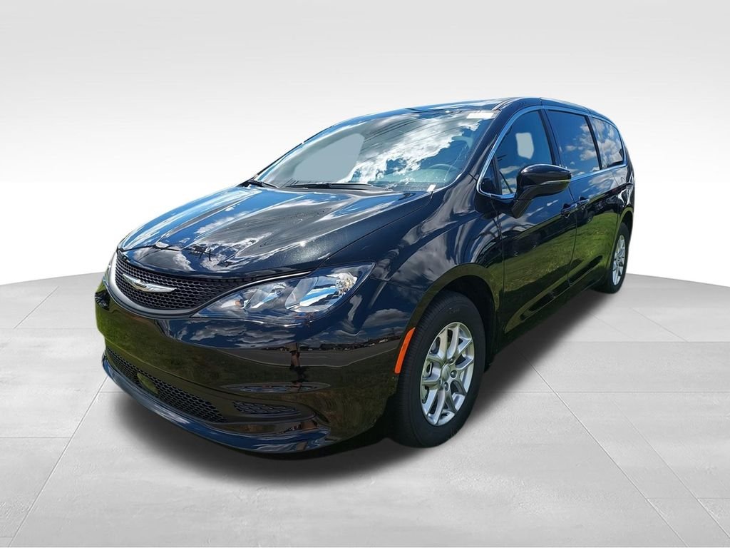 New 2027 Diamond Black Crystal Pearl-Coat Exterior Paint Chrysler LX image 4