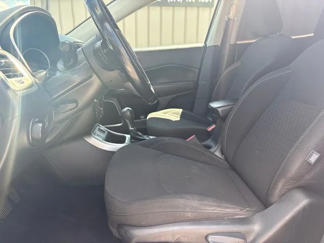Used 2021 Silver Jeep Sport image 14