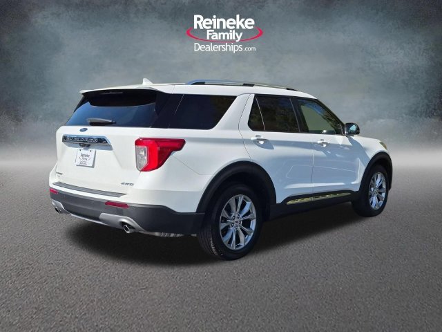 Used 2023 White Metallic Ford Limited image 5