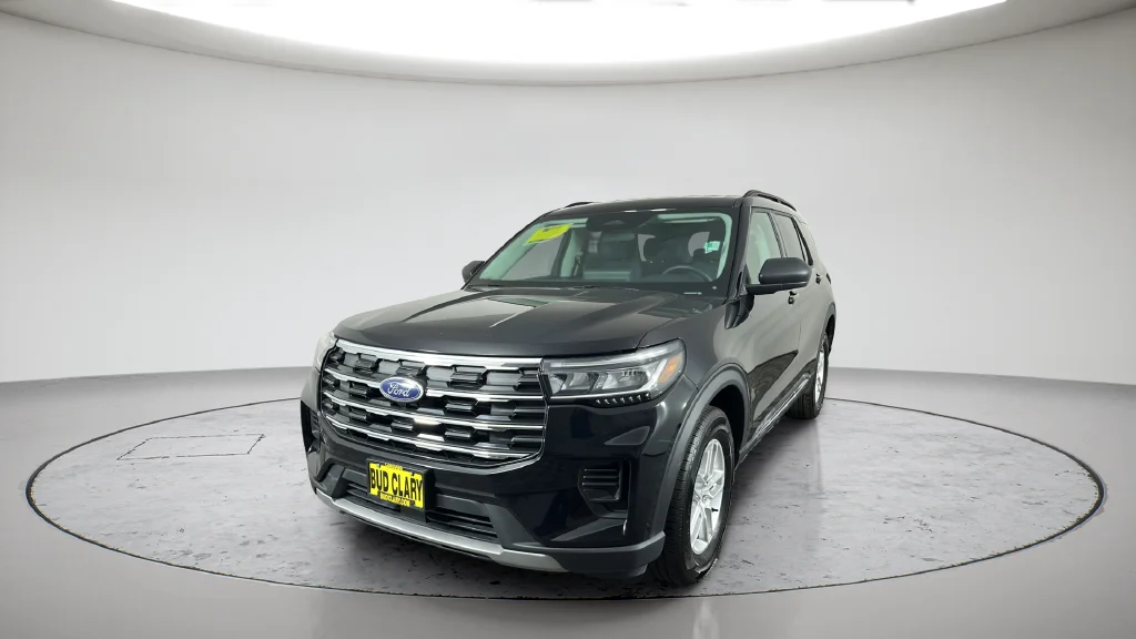 2025 Ford Explorer